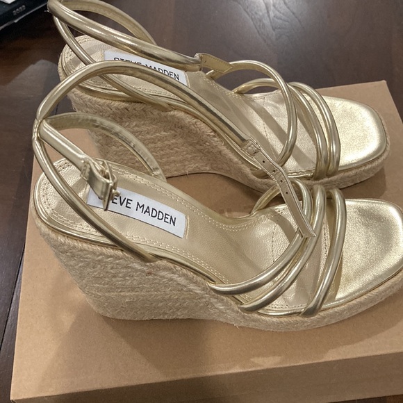 Steve Madden sandals 👡 - Picture 2 of 6